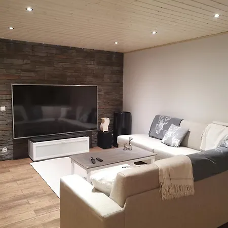 Uskelo, Levi Kittilä