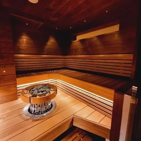 Villa Uskelo, Levi Kittilä